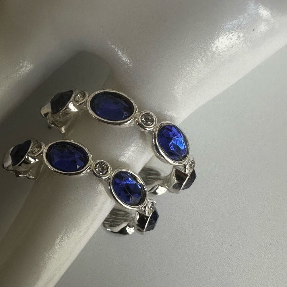 Avon Sapphire blue silver tone Hoop Earrings - Picture 5 of 8